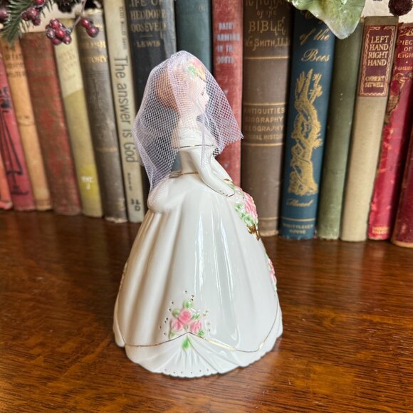 Vintage Josef Originals Applause Bride with Veil Figurine, #38660, 6.75” Tall - Picture 10 of 14